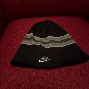 Nike Reversible Knit Beanie